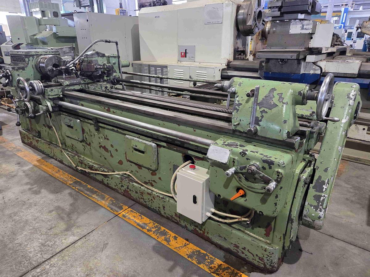 Usato FRESATRICE PER FILETTI WANDERER 31 L x 2000