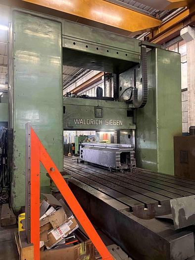 Usato FRESATRICE A PORTALE WALDRICH SIEGEN 8000 CNC