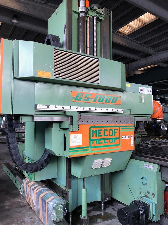 Usato FRESATRICE A BANCO FISSO MECOF CS 1000/A CNC