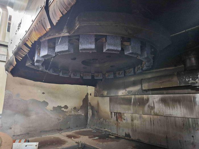 Usato RETTIFICA CON MOLA A TAZZA A TAVOLA GIREVOLE KEHREN RS 15 CNC