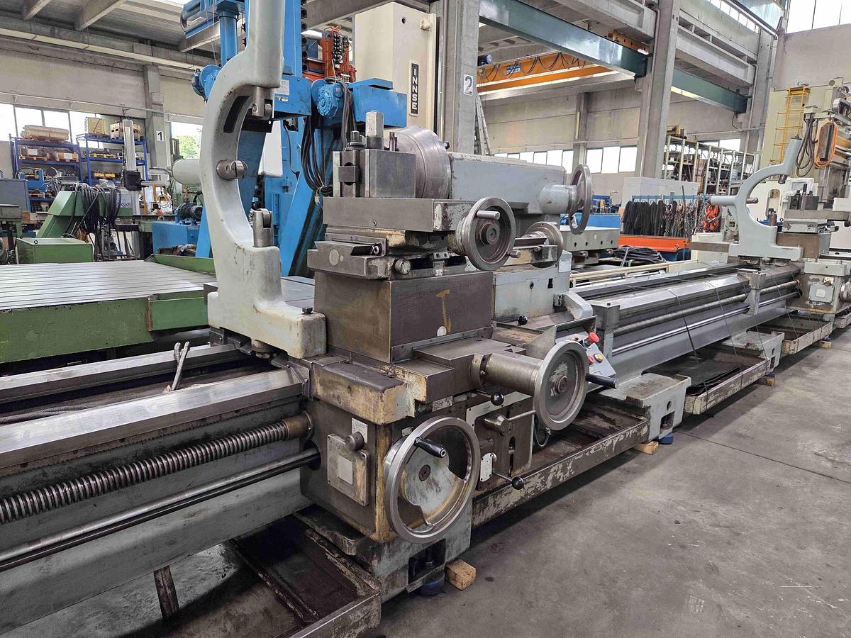 Usato TORNIO PARALLELO MERLI CLOVIS 50 - 640 x 11000