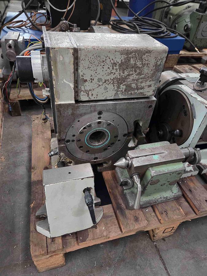 Usato DIVISORE INDEXATO JONES & SHIPMAN 8413 - H 158