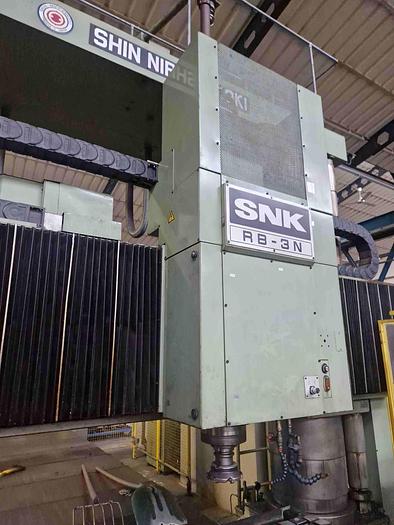 Usato FRESATRICE A PORTALE SNK RB 3 N CNC