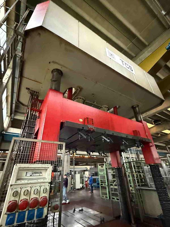 Usato PRESSA PROVA STAMPI A 4 COLONNE TCS 300 T.