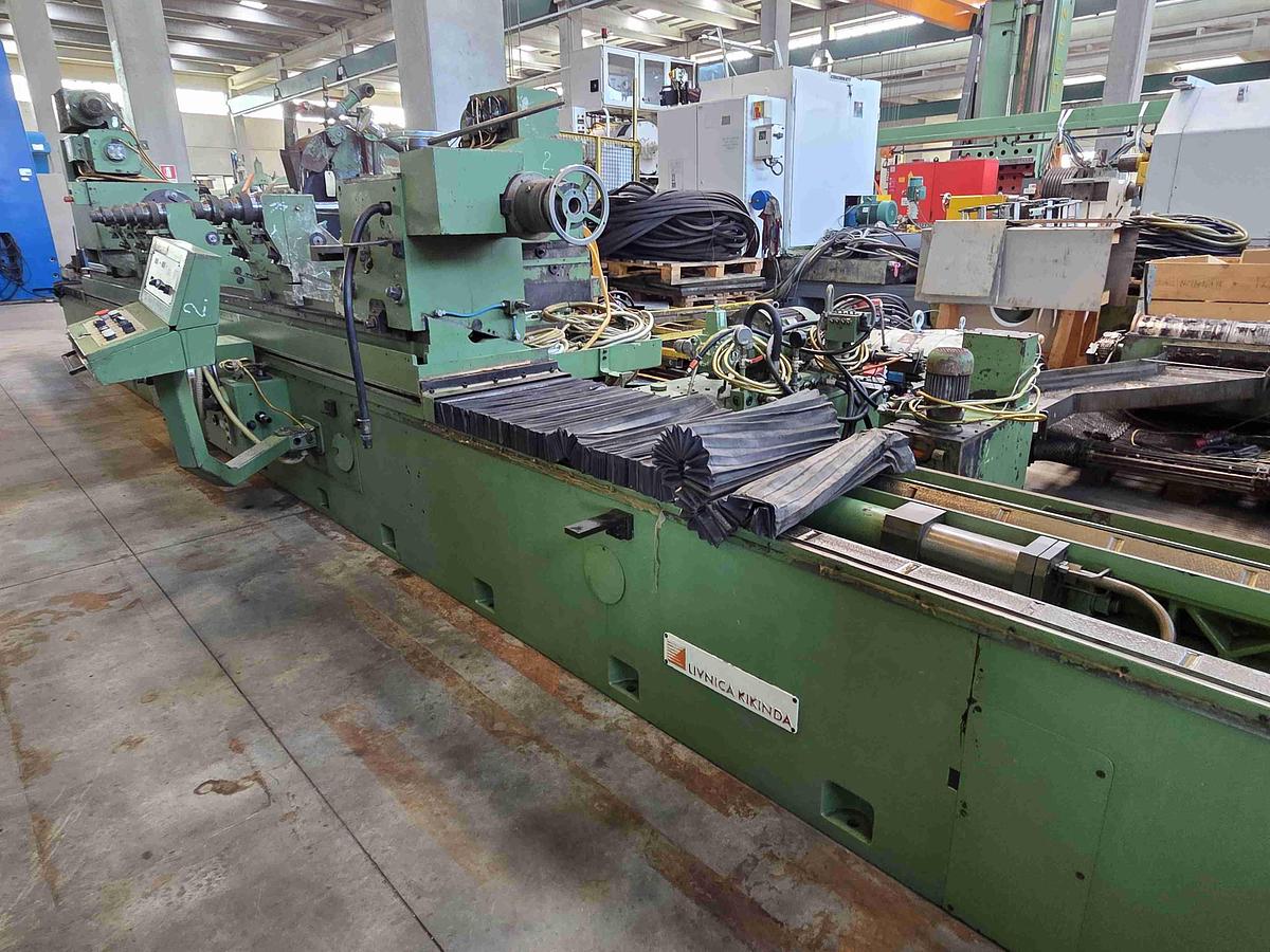 Usato RETTIFICA PER ESTERNI KIKINDA AFE 400 x 4000