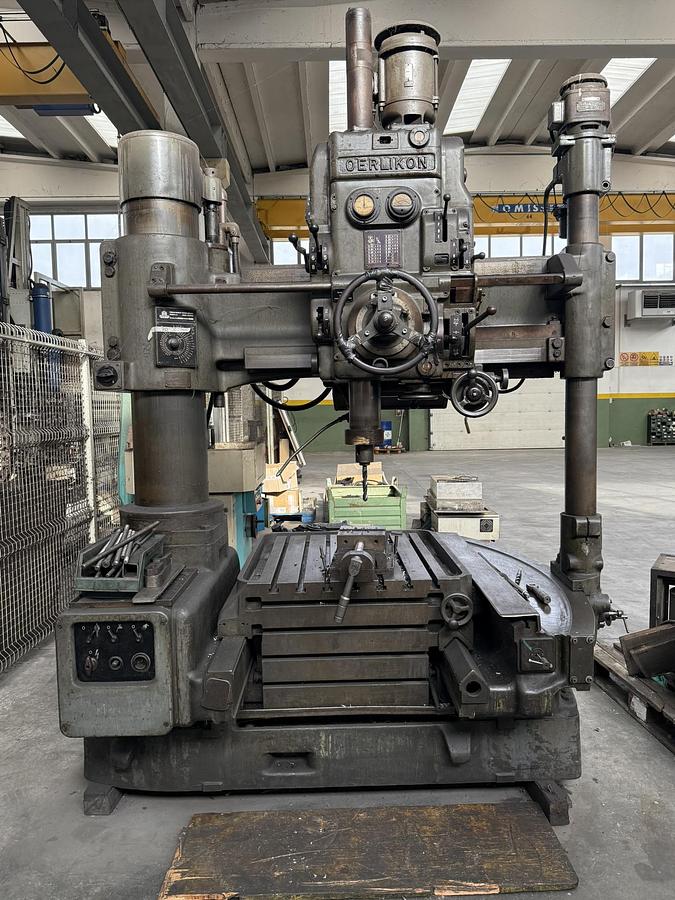 Usato FRESATRICE A PORTALE OERLIKON R 2