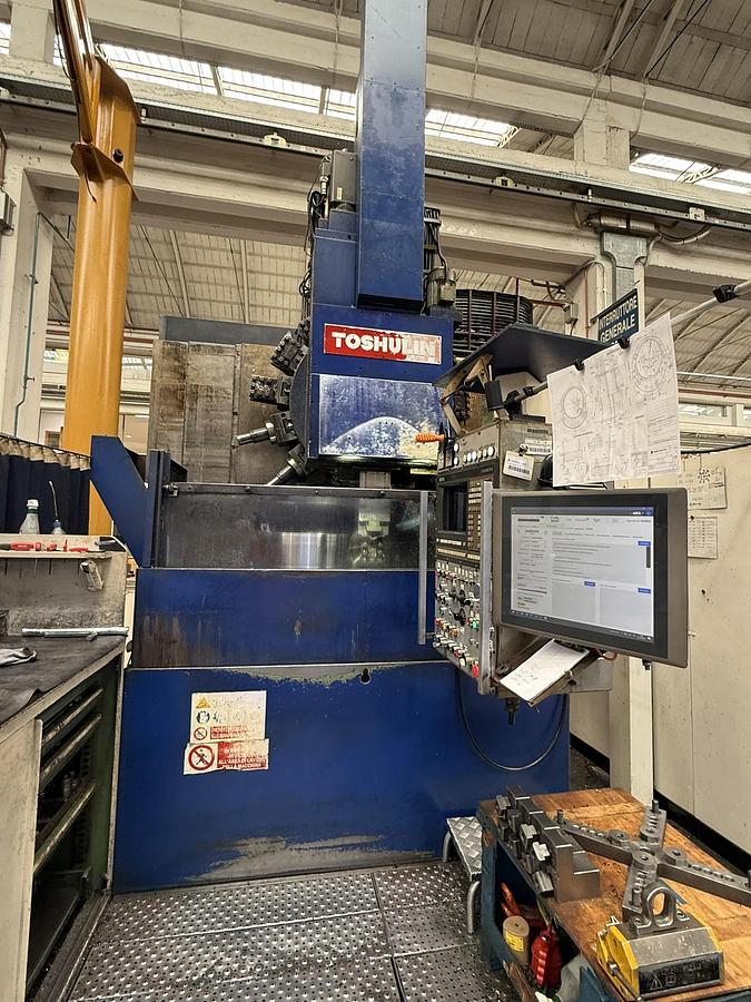 Usato TORNIO VERTICALE TOS SKIQ 8 CNC