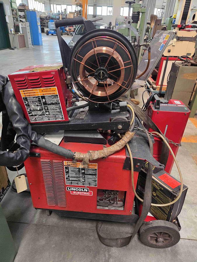 Usato SALDATRICE LINCOLN CV 400