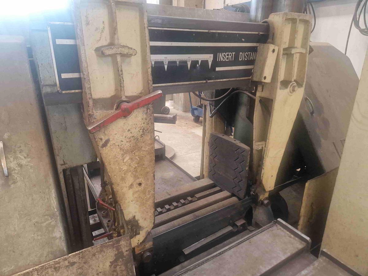 Usato SEGATRICE A NASTRO AUTOMATICA AMADA H 600