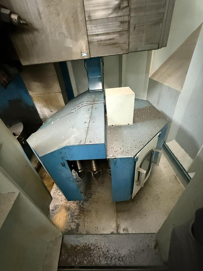 Usato TORNIO VERTICALE TOS SKS 16 CNC