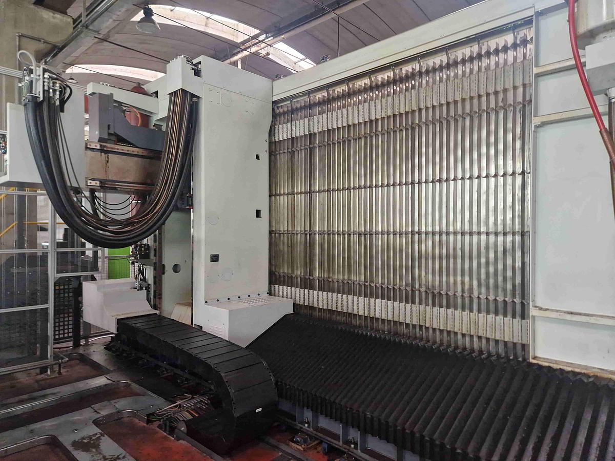 Usato FRESATRICE A BANCO FISSO FPT TESSEN EVO 35 CNC