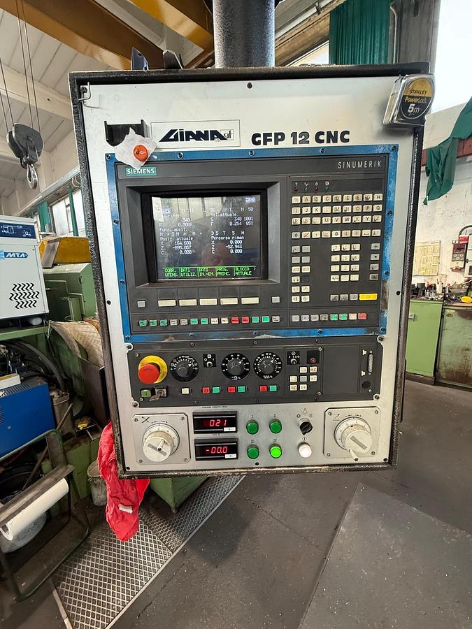 Usato TORNIO PARALLELO GIANA GFP 12 CNC - 610 x 4000