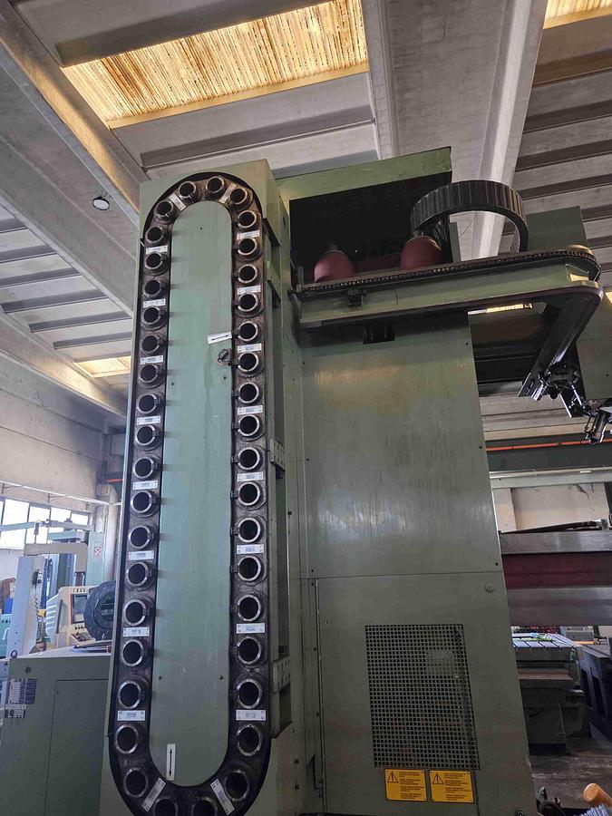 Usato ALESATRICE A “T” MONTI FTC 50 TG CNC