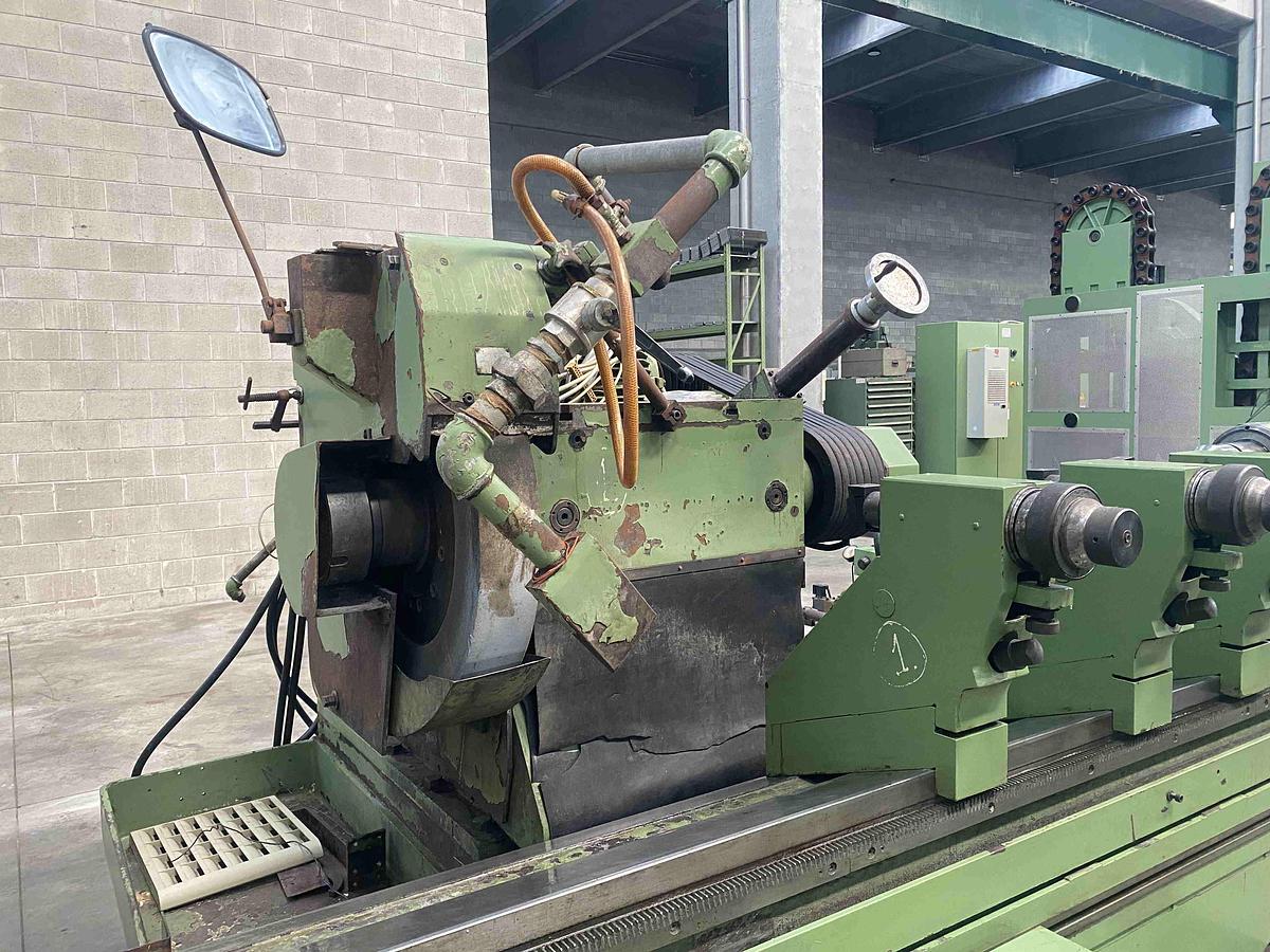 Usato RETTIFICA PER ESTERNI KIKINDA AFE 400 x 3000