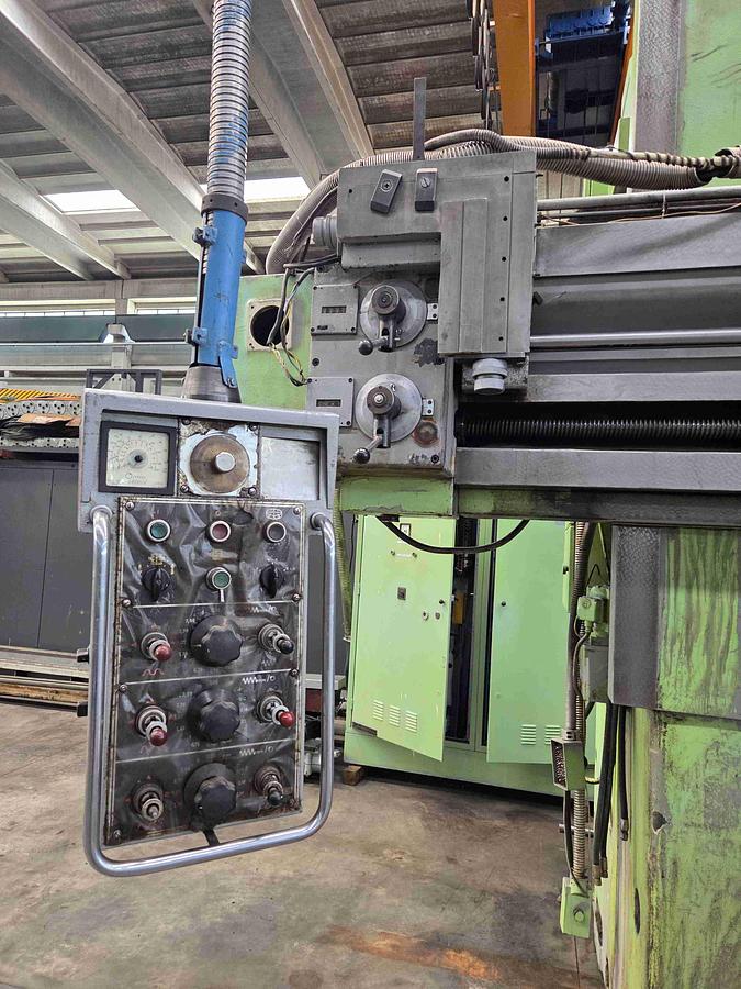 Usato TORNIO VERTICALE TITAN SC 27