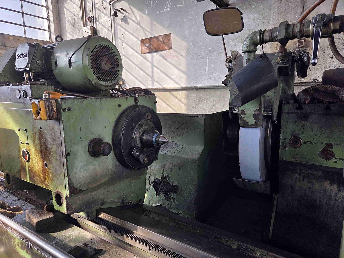 Usato RETTIFICA PER ESTERNI KIKINDA AFE 400 x 3000