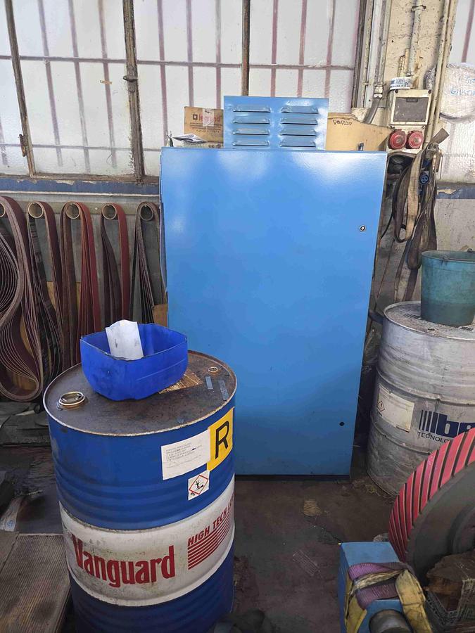 Usato RETTIFICA PER ESTERNI TOS BUC 63 B