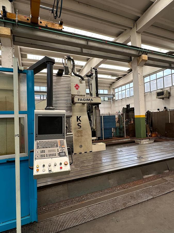 Usato FRESATRICE A MONTANTE MOBILE FAGIMA KS 600 CNC