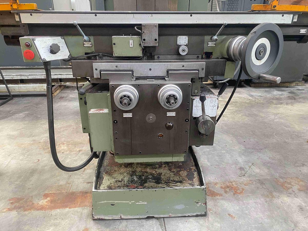 Usato FRESATRICE UNIVERSALE TIGER FU 140