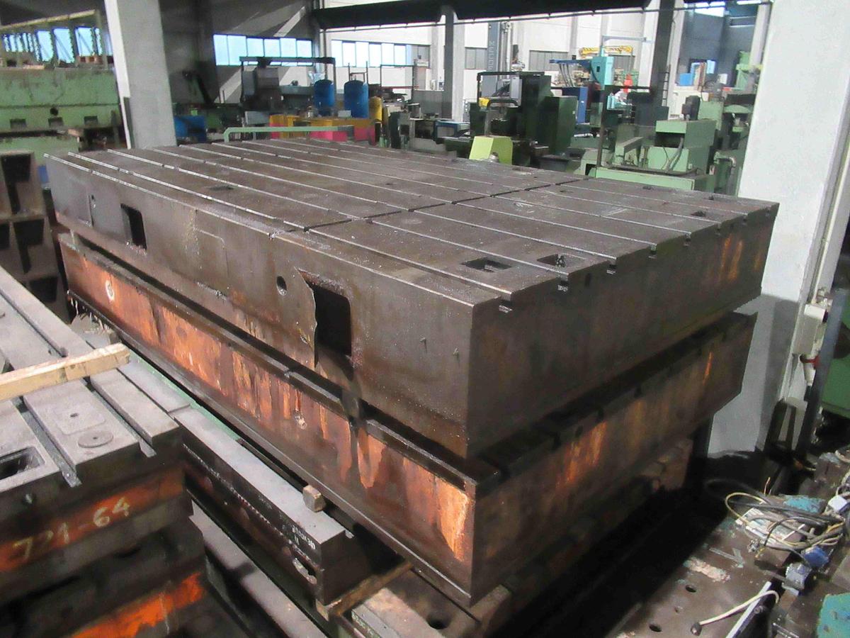 Usato PIANI IN GHISA SCANALATI - n. 4