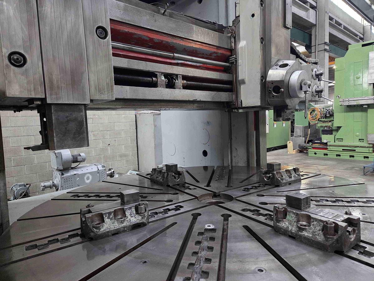 Usato TORNIO VERTICALE TITAN SC 27