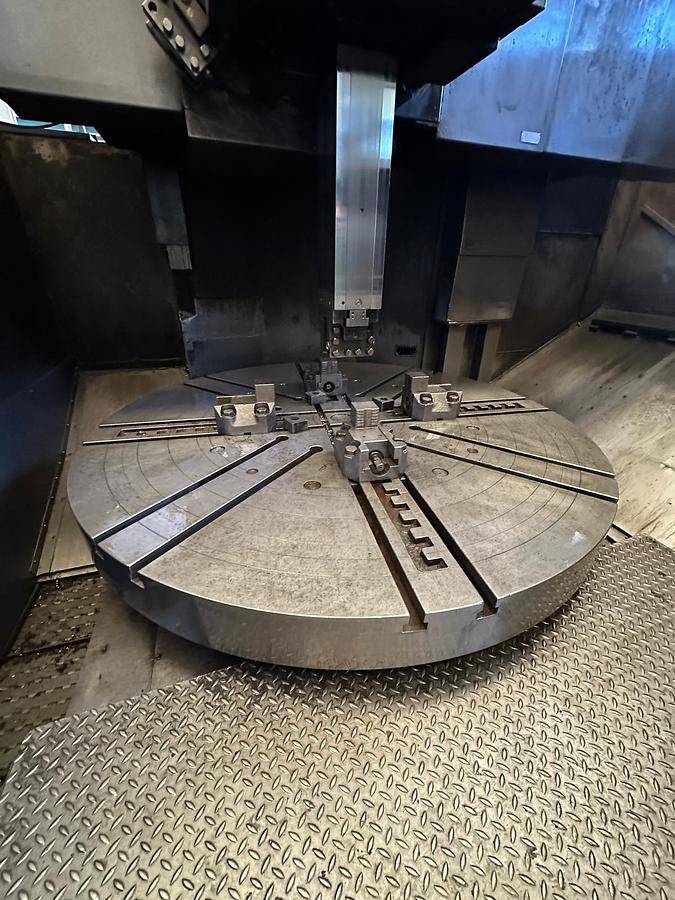 Usato TORNIO VERTICALE TOS MCSK 20 CNC