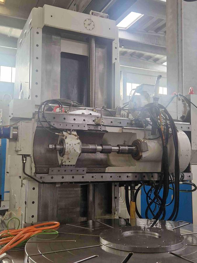Usato DENTATRICE A CREATORE LIEBHERR L 3002 CNC