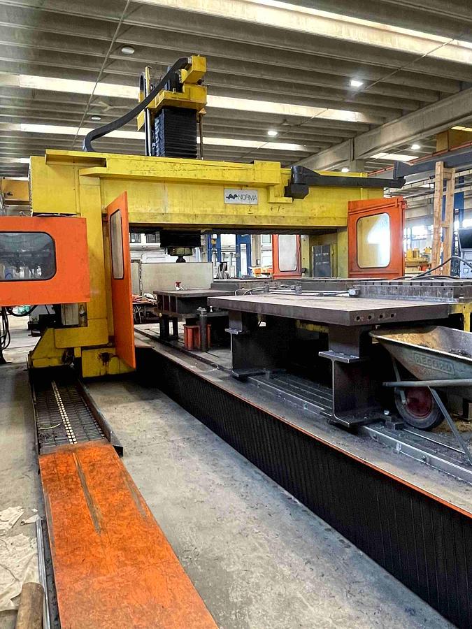 Usato FRESATRICE A PORTALE MOBILE NORMA MULTINORMA 6000 32.70 CNC
