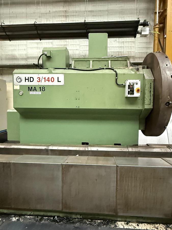 Usato TORNIO PARALLELO A TRE GUIDE TACCHI HD 3-140 L CNC