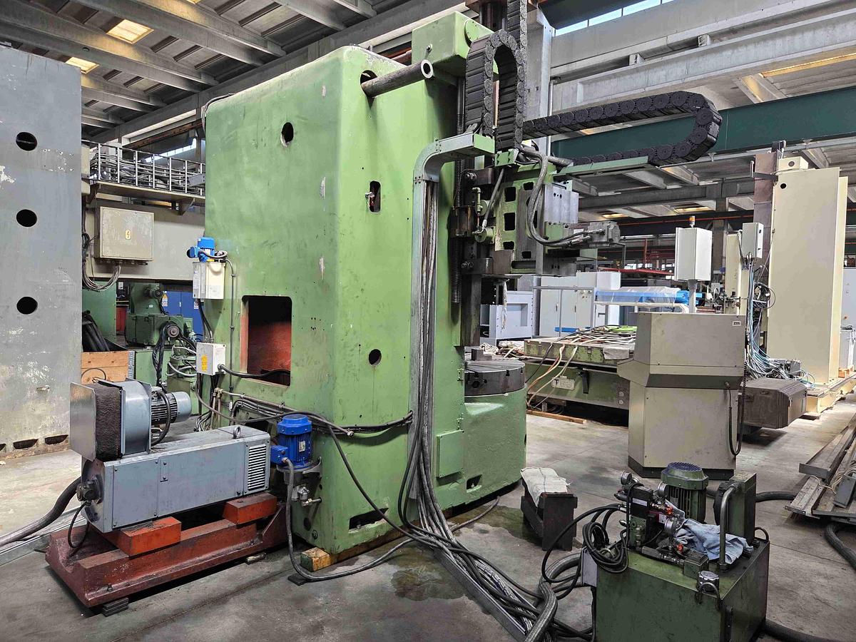 Usato TORNIO VERTICALE TITAN SC 17 CNC