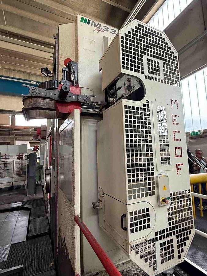 Usato FRESATRICE A MONTANTE MOBILE MECOF AGILE M 3 CNC