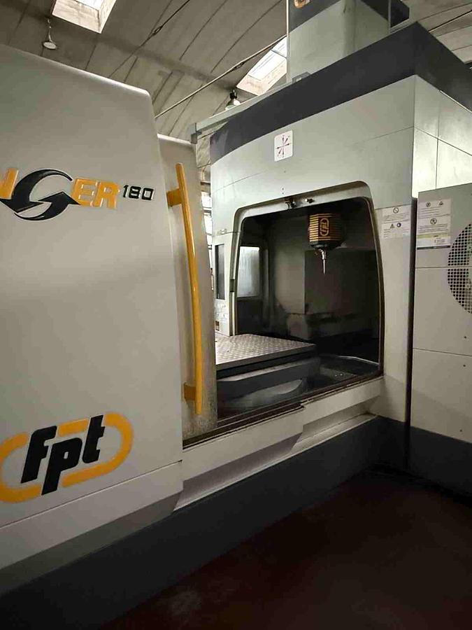 Usato FRESATRICE A PORTALE FPT STINGER 180