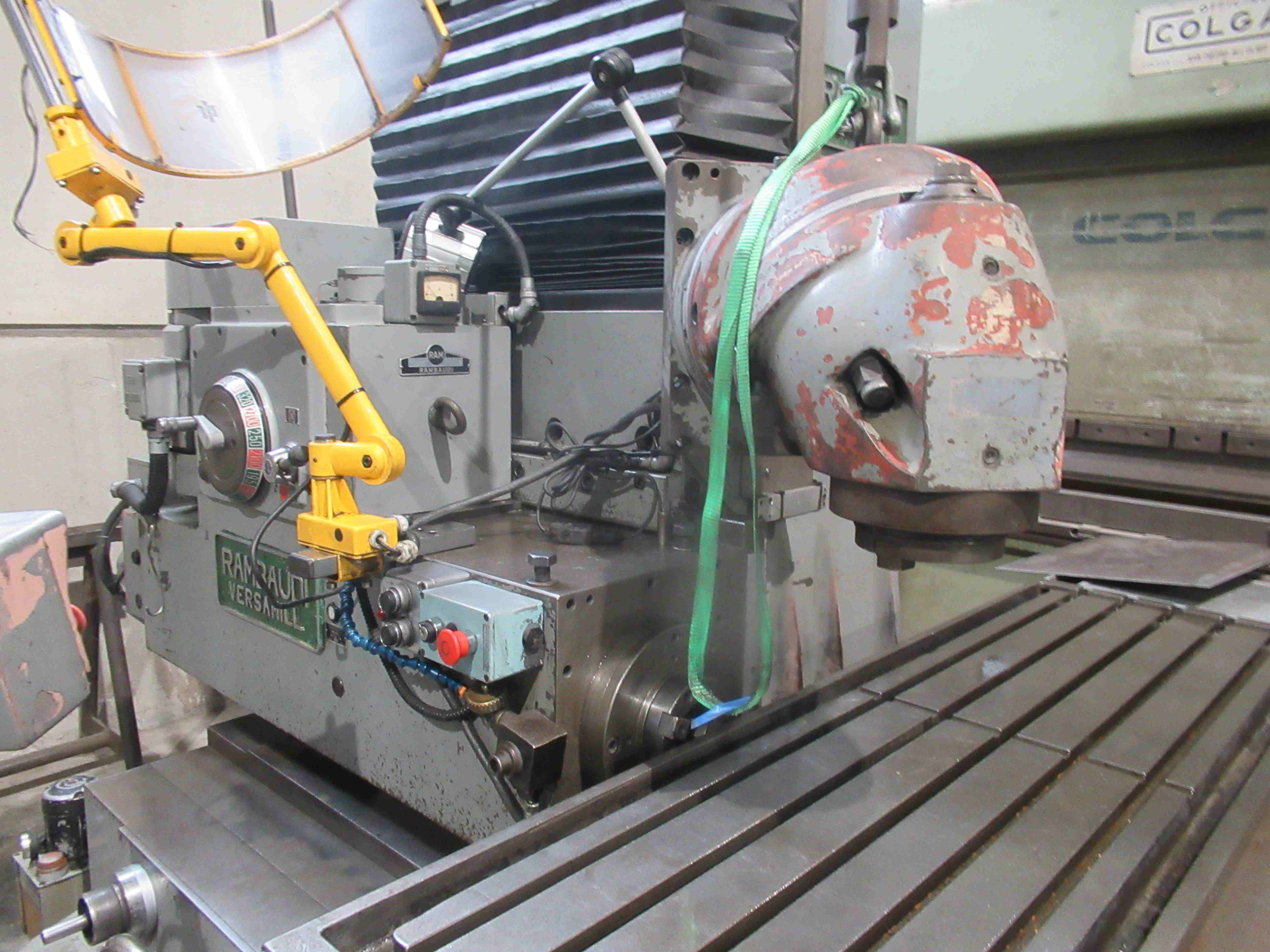 Usato FRESATRICE A BANCO FISSO RAMBAUDI VERSAMILL 12