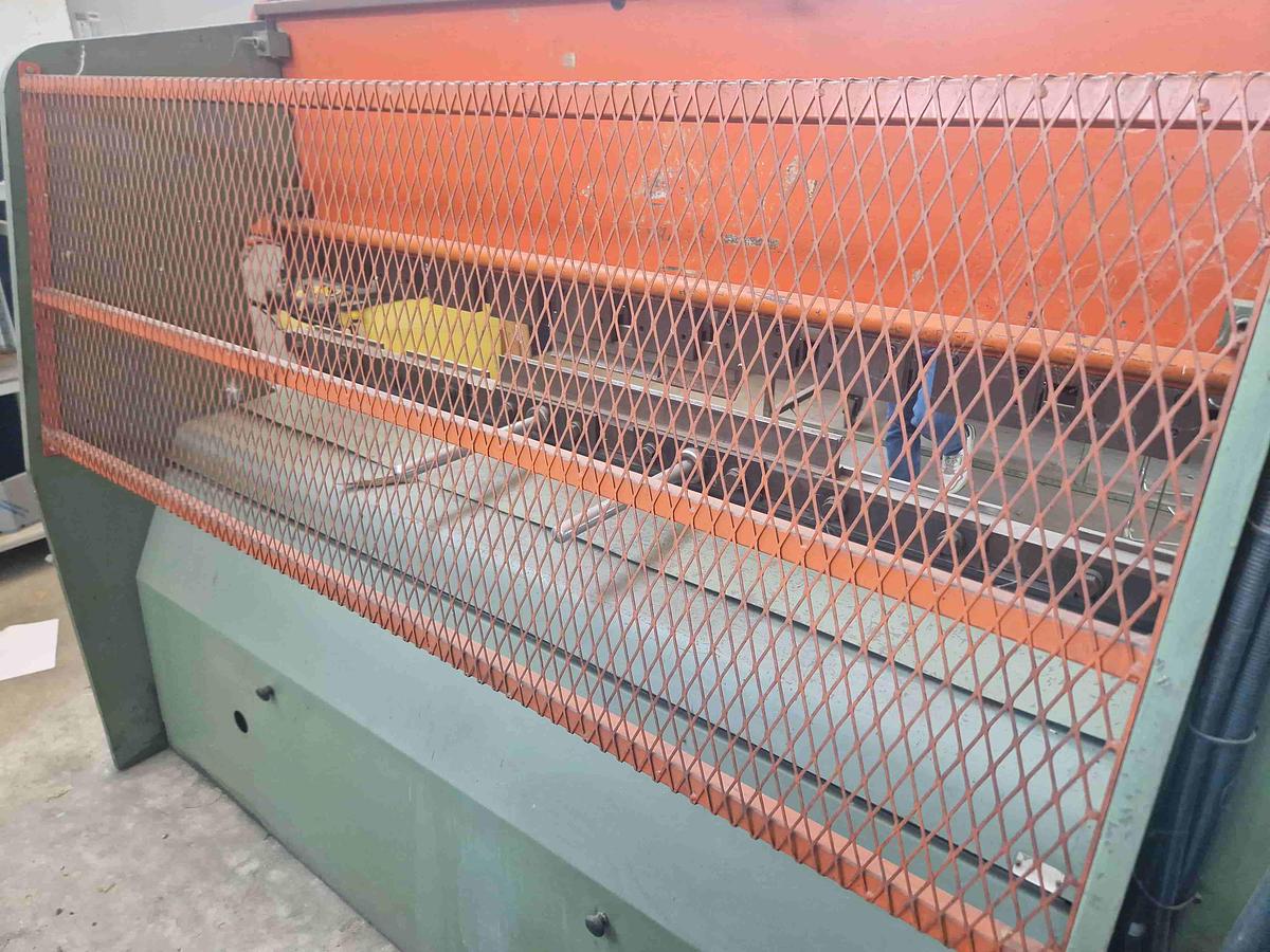 Usato PRESSA PIEGATRICE IDRAULICA SCHIAVI RG 2400/35