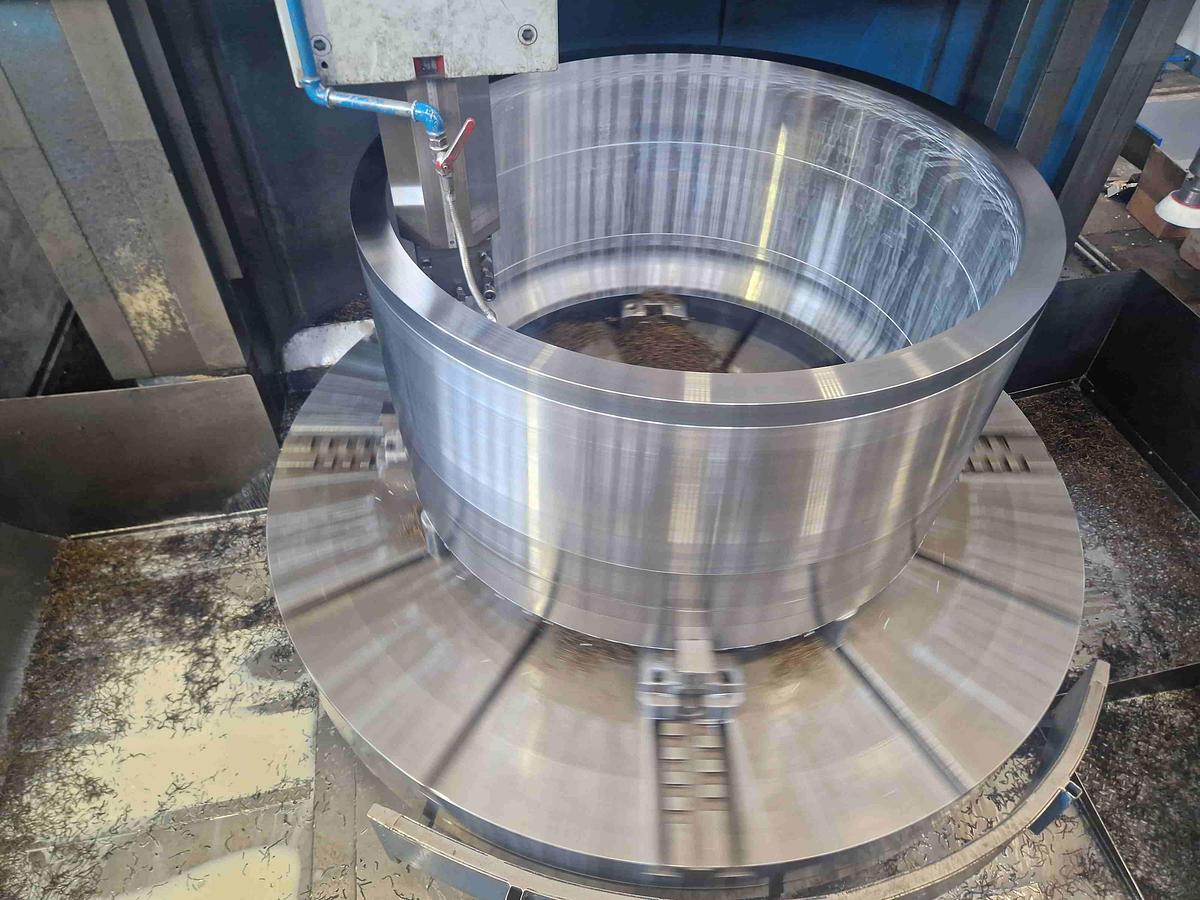 Usato TORNIO VERTICALE OMBA TV 215 CNC