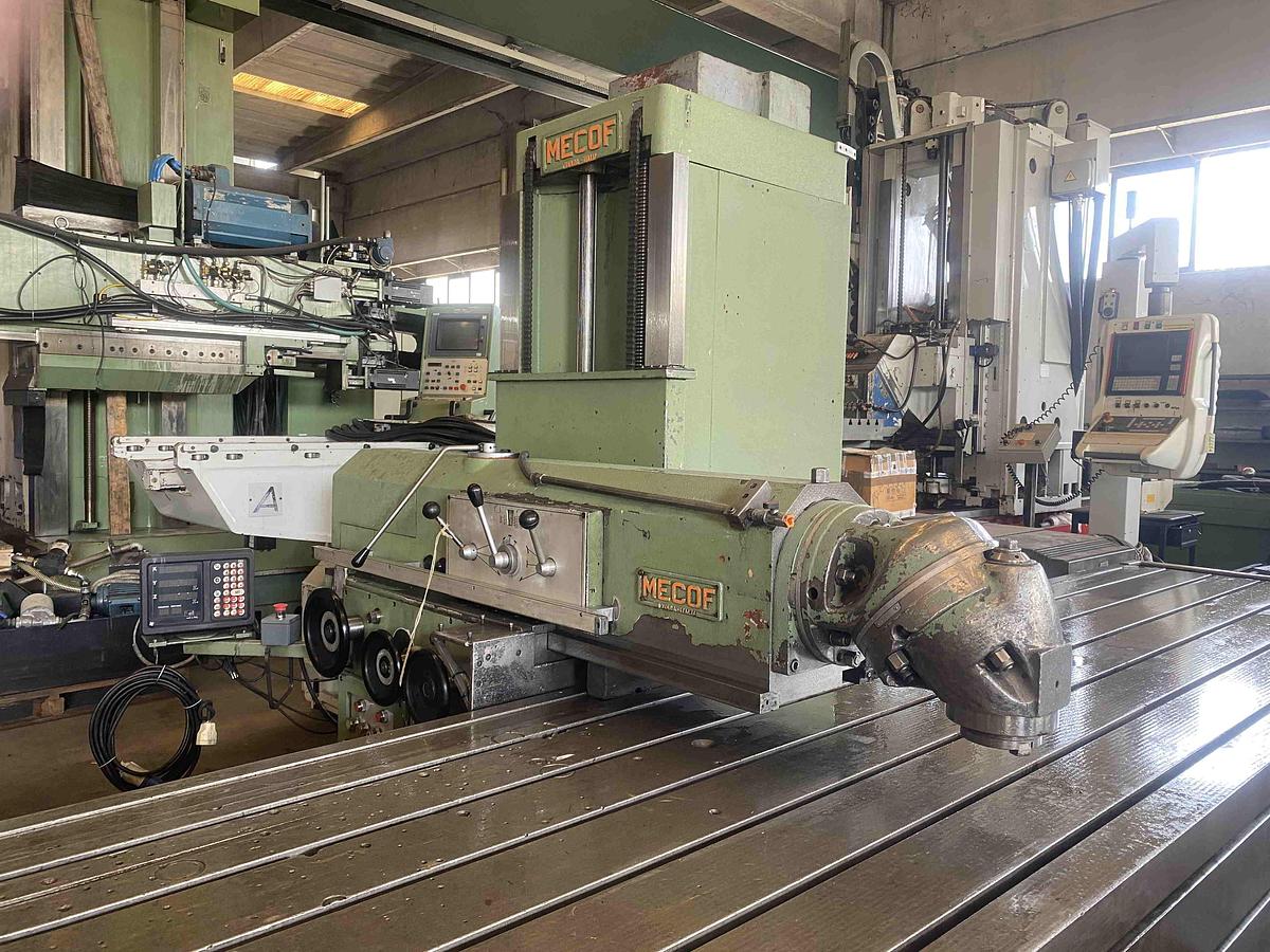 Usato FRESATRICE A BANCO FISSO MECOF CS 10