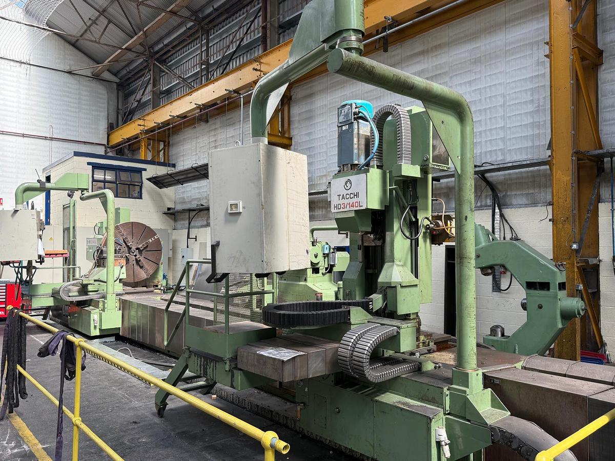 Usato TORNIO PARALLELO A TRE GUIDE TACCHI HD 3-140 L CNC