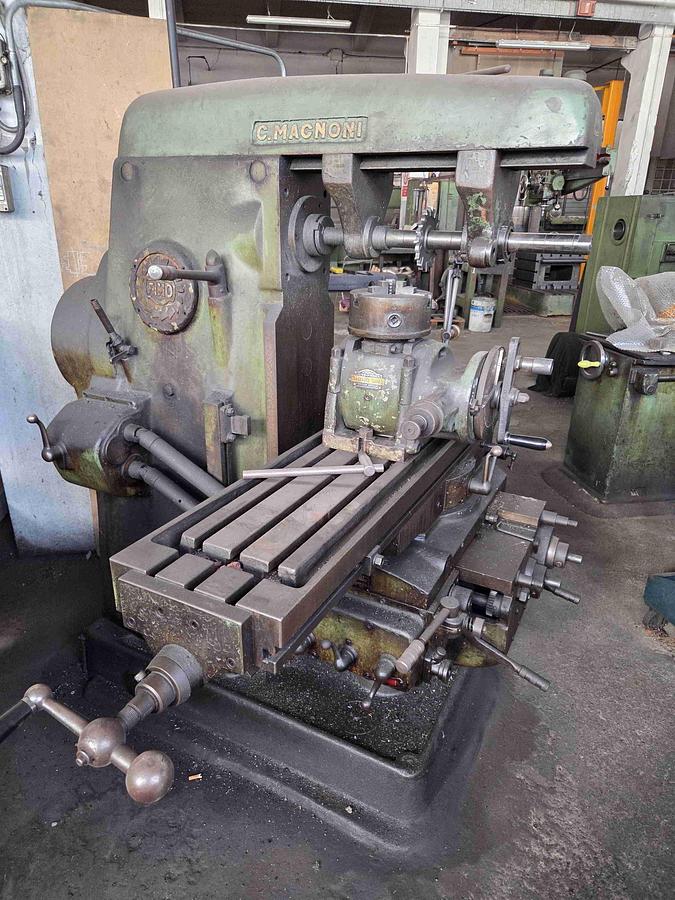 Usato FRESATRICE ORIZZONTALE MAGNONI