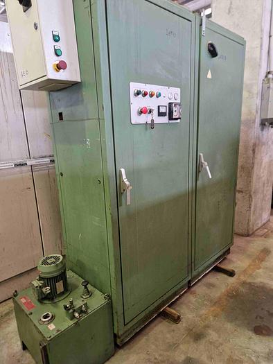Usato FRESATRICE VERTICALE OERLIKON M 10 V