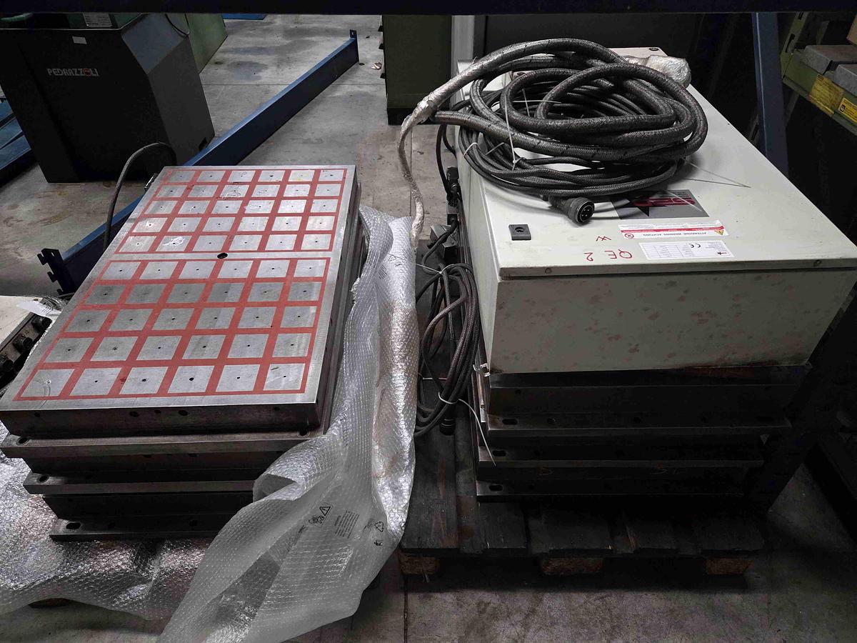 Usato PIANI MAGNETICI SPD 1000 x 600 - n. 4