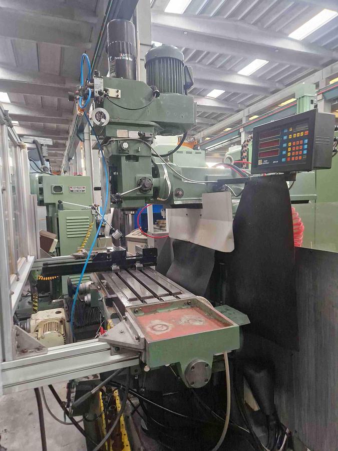 Usato FRESATRICE VERTICALE MICROCUT 5000 SV