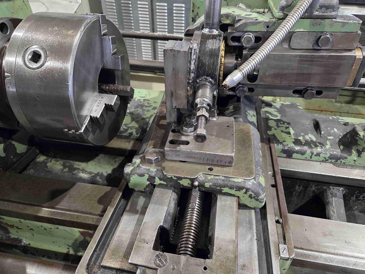 Usato FRESATRICE PER FILETTI WANDERER 31 L x 2000