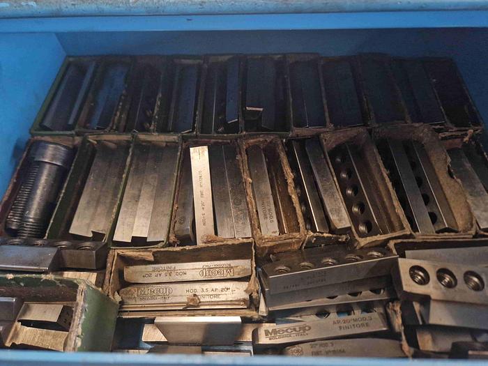 Usato DENTATRICE PER CONICI DRITTI GLEASON 12”