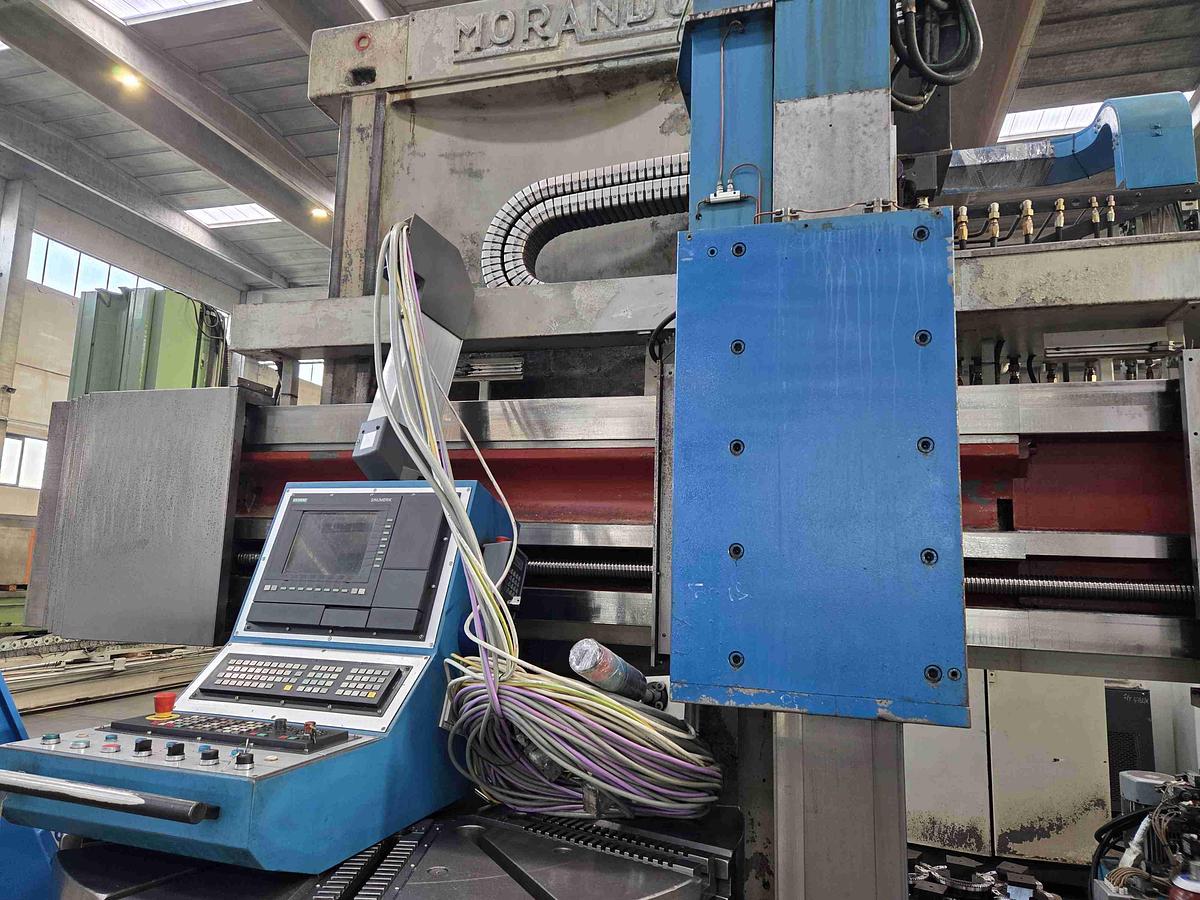 Usato TORNIO VERTICALE MORANDO KL 12 CNC