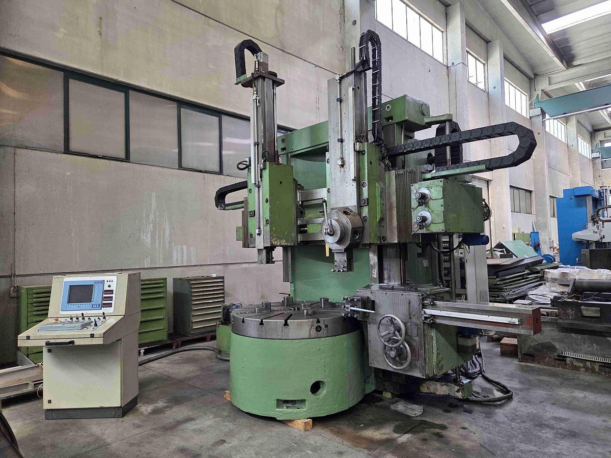 Usato TORNIO VERTICALE TITAN SC 17 CNC
