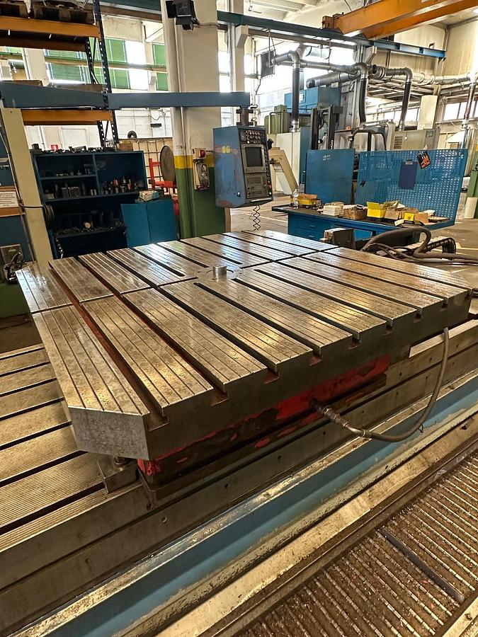 Usato FRESATRICE A "T" NOVAR PROTEA 5000 CNC