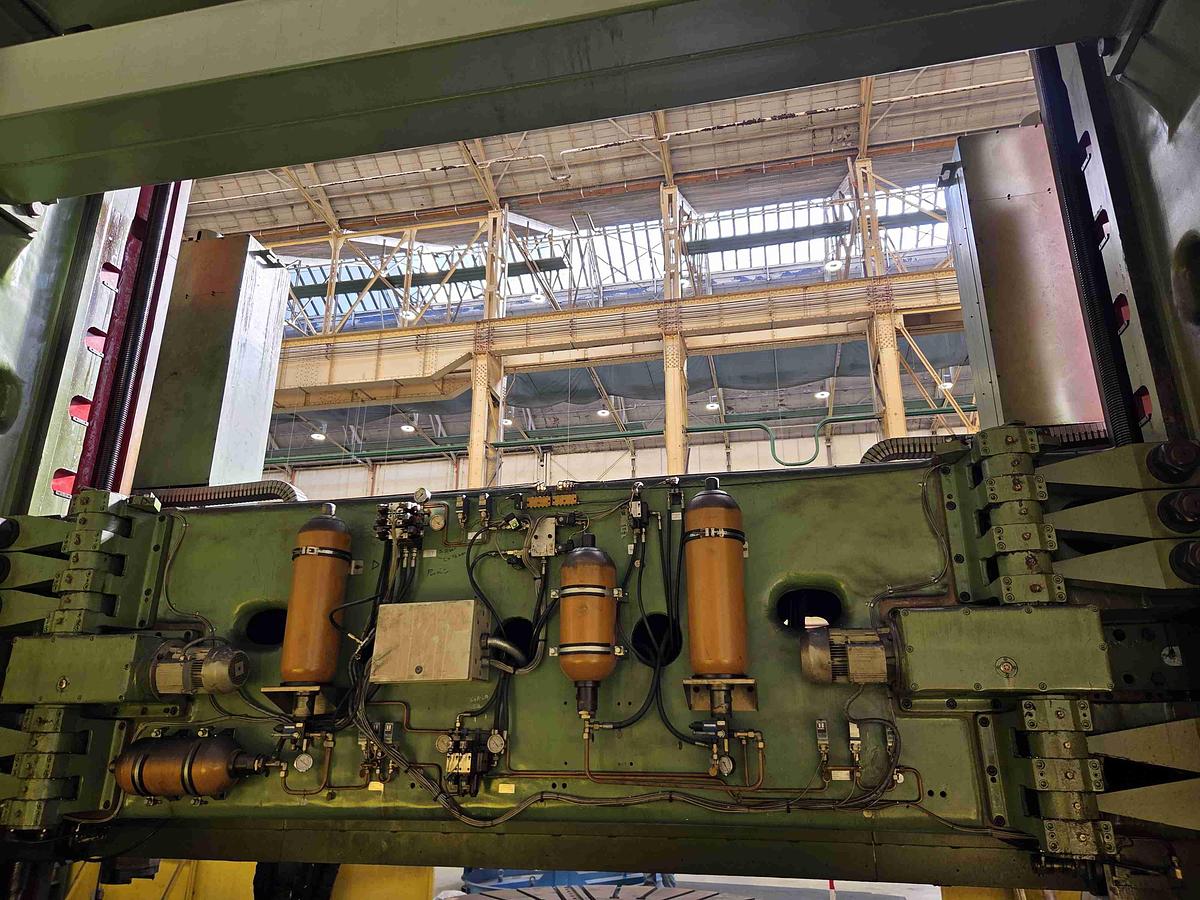 Usato TORNIO VERTICALE STANKOIMPORT 1550 H CNC