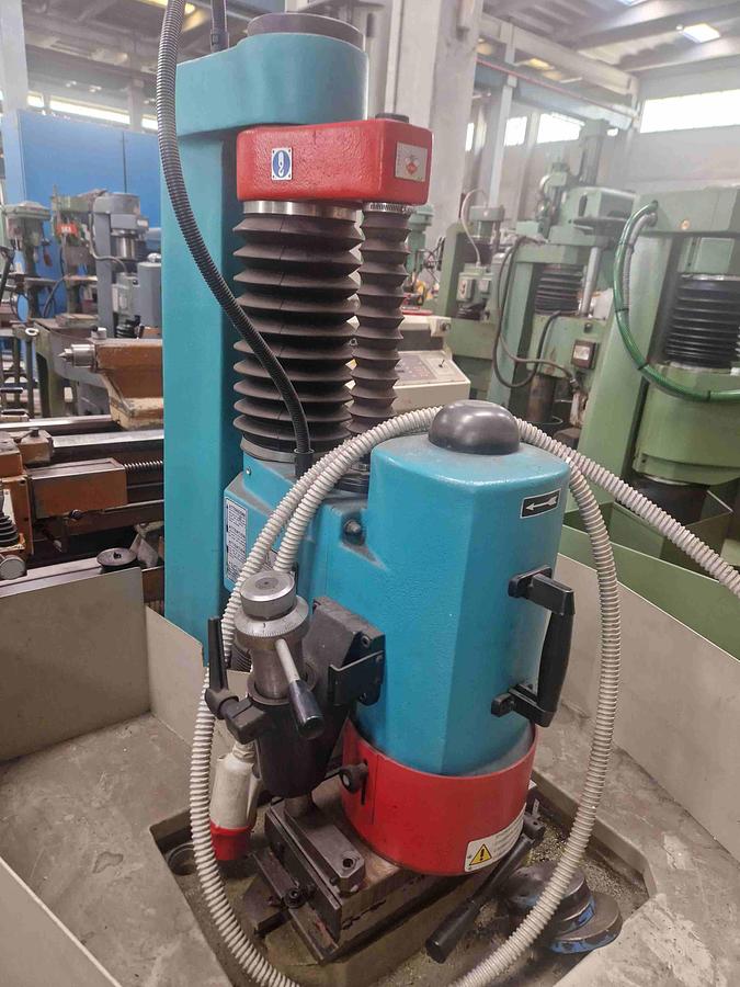Usato RETTIFICA CON MOLA A TAZZA DELTA LF 350