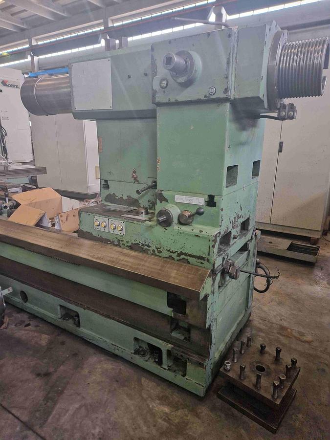 Usato TORNIO PARALLELO MERLI CLOVIS 70 - 900 x 7000