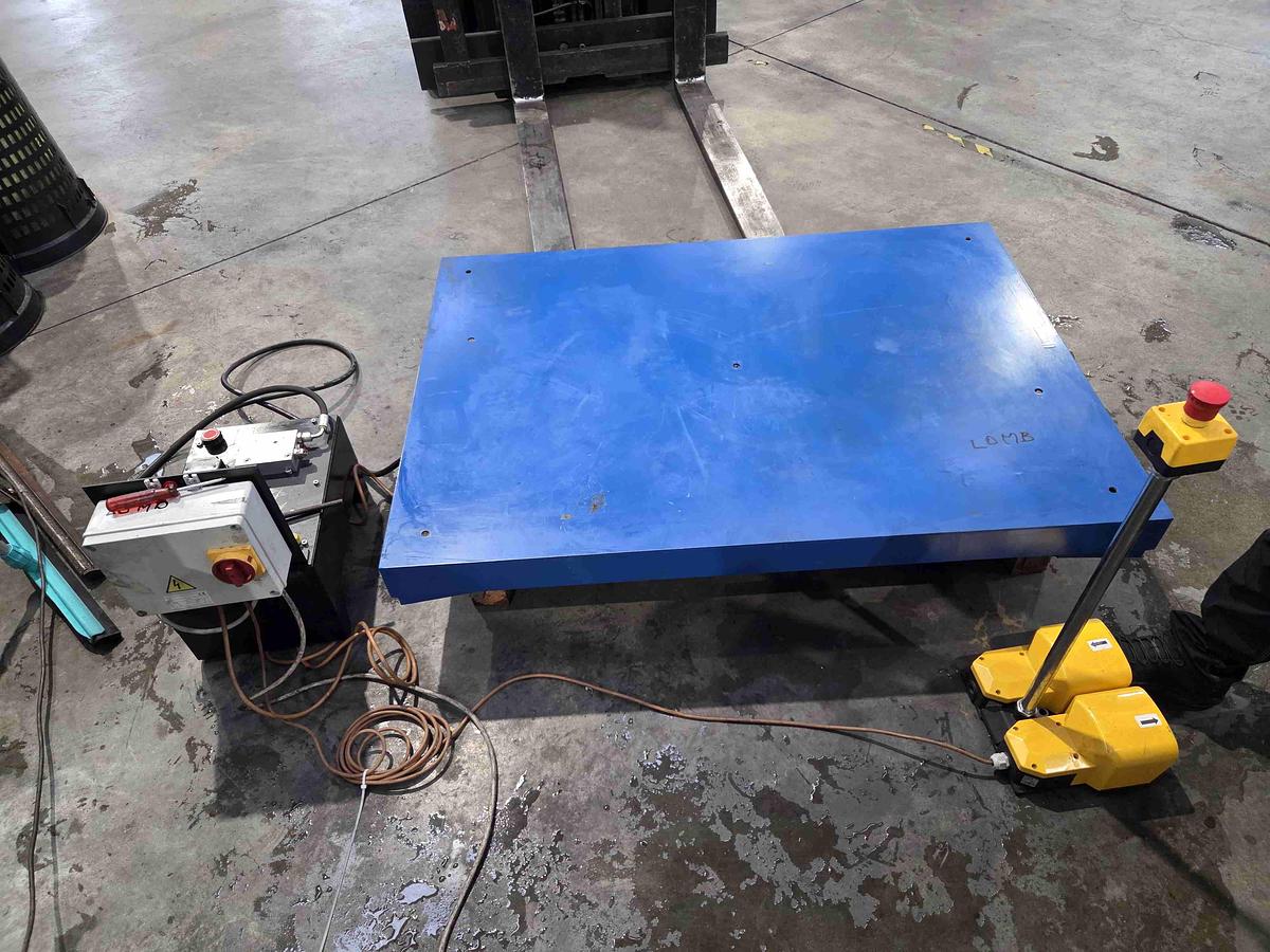 Usato BANCO ELEVABILE ARMO SX A 1